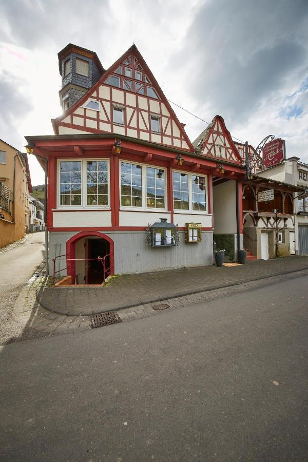 Gaestehaus Zur Traube Reil Exterior photo